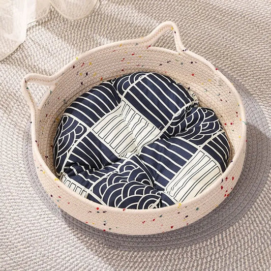 Four Seasons Woven Cat Bed